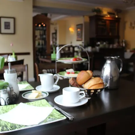 Hotel Garni Zur Linde 2*