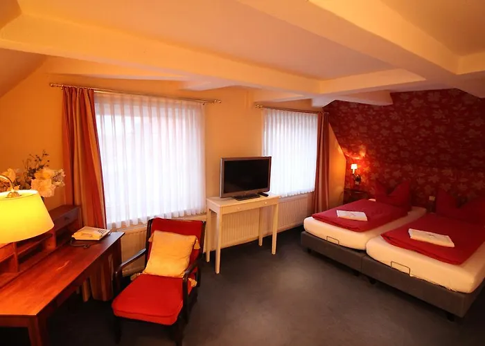 Отель Garni Zur Linde